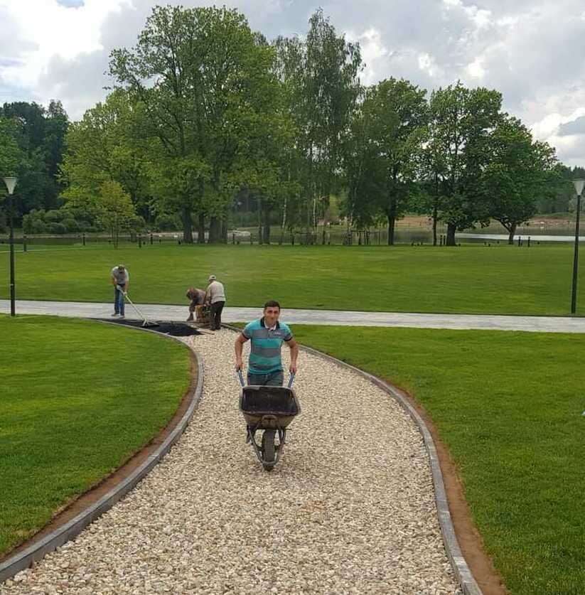 Строительство детской площадки06