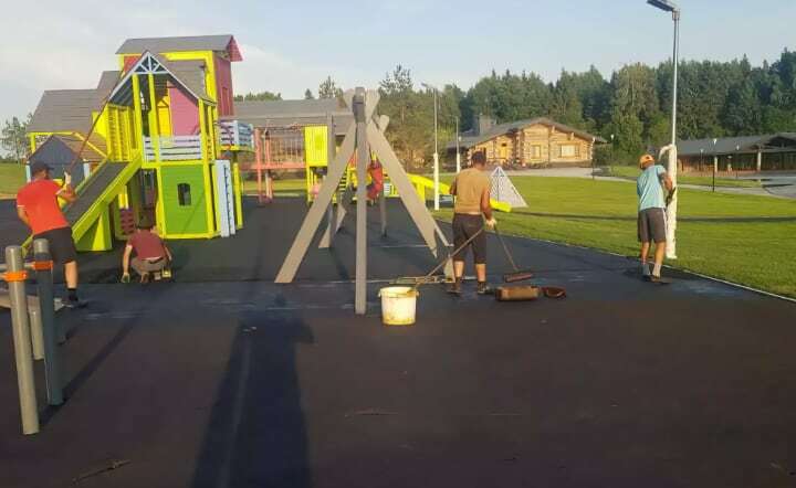 Делаем детскую площадку